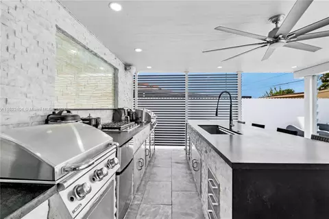 894 W 69th Pl, Hialeah, FL 33014 photo 35