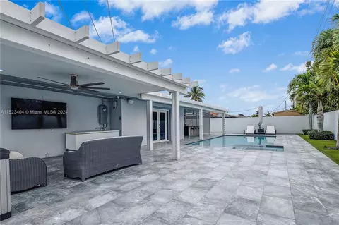 894 W 69th Pl, Hialeah, FL 33014 photo 40