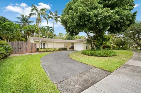 18730 SW 99th Rd, Cutler Bay, FL 33157