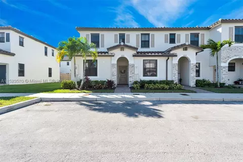 11820 SW 245th Ter #11820, Homestead, FL 33032