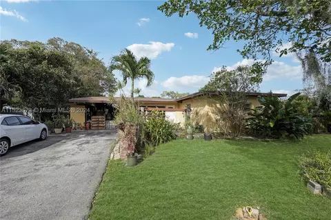 2857 SW 13th Ct, Fort Lauderdale, FL 33312