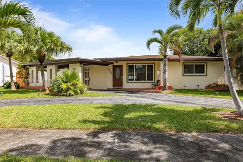 3329 Arthur St, Hollywood, FL 33021