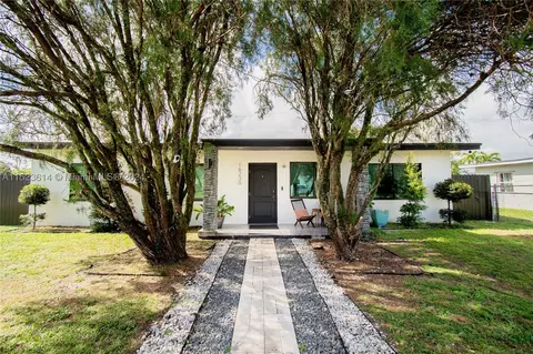 16230 NW 21st Ave, Miami Gardens, FL 33054