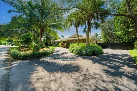 7420 SW 144th Ter, Palmetto Bay, FL 33158