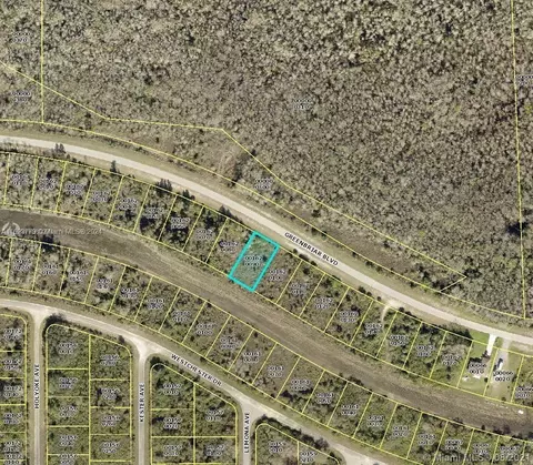 475 Greenbriar Blvd, Lehigh Acres, FL 33972