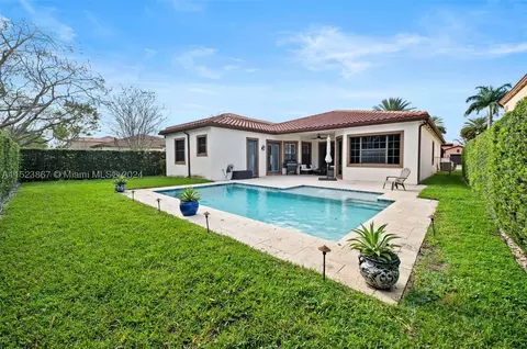 3713 NW 87th Ave, Hollywood, FL 33024