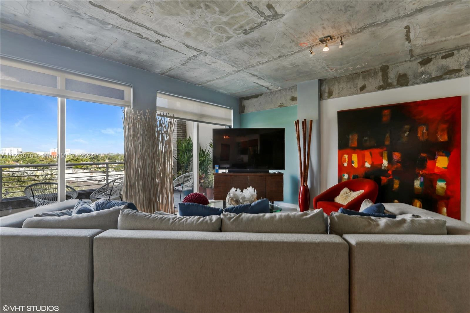 3250 NE 1st Ave Unit 545  