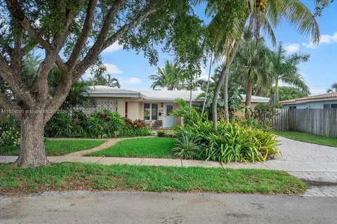 2137 NE 58th Ct, Fort Lauderdale, FL 33308
