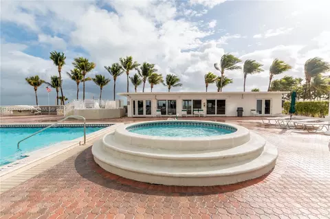 5005 Collins Ave #712, Miami Beach, FL 33140