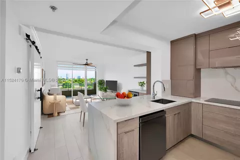 2665 SW 37th Ave #501, Miami, FL 33133