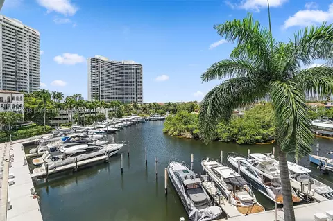 3900 Island Blvd #B406, Aventura, FL 33160