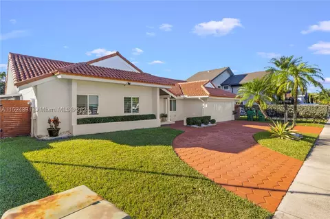 10750 SW 142nd Ave, Miami, FL 33186