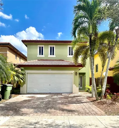 1065 NE 41st Ter, Homestead, FL 33033