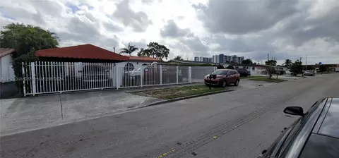 1420 W 32nd St, Hialeah, FL 33012