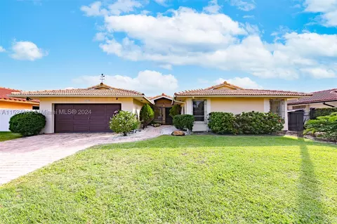 10448 SW 23rd St, Miami, FL 33165