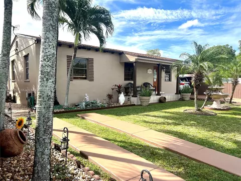 134 E 40th St, Hialeah, FL 33013