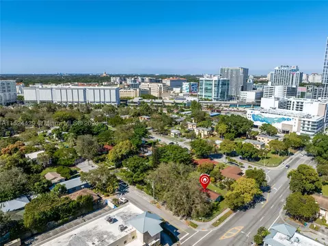 3701 Oak Ave, Miami, FL 33133