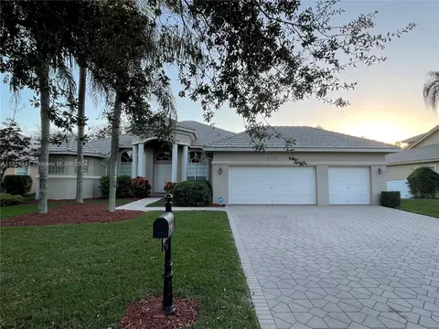 6149 NW 53rd Cir, Coral Springs, FL 33067