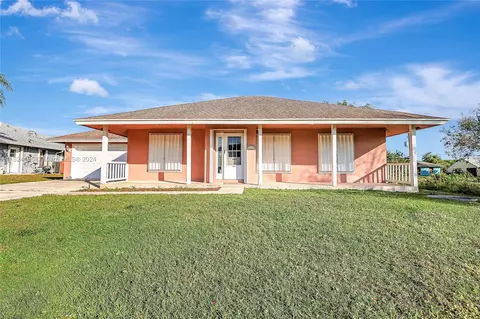 2443 SE Alden St, Port Saint Lucie, FL 34984