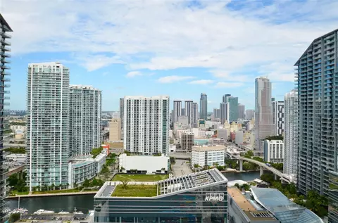 45 SW 9th St #3209, Miami, FL 33130