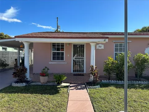 Exterior - 3741 E 8th Ct, Hialeah, FL 33013 photo 5 of 11
