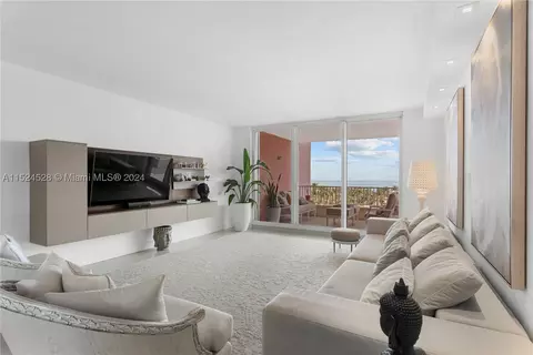 781 Crandon Blvd #805, Key Biscayne, FL 33149