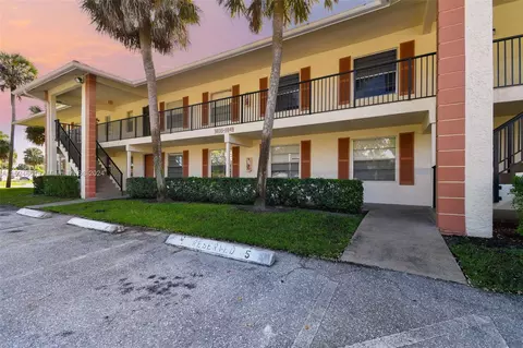 9849 Three Lakes Cir #9849, Boca Raton, FL 33428