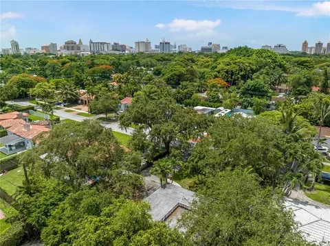 4451 SW 14th St, Miami, FL 33134