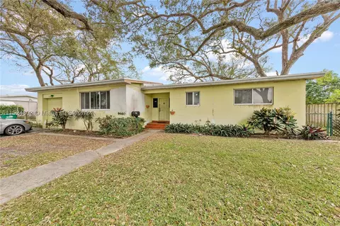 9460 Independence Rd, Cutler Bay, FL 33157