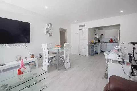 Undisclosed, Hialeah, FL 33012 photo 24