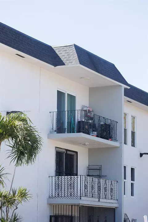 Undisclosed, Hialeah, FL 33012 photo 7