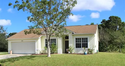 665 NE Horizon Ln, Port Saint Lucie, FL 34983