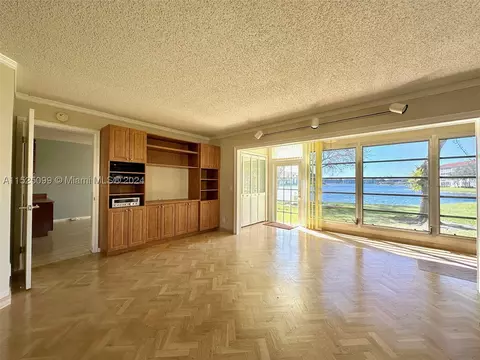 12950 SW 13th St #114D, Pembroke Pines, FL 33027