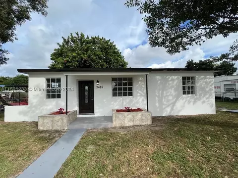 12485 NW 19th Ave, Miami, FL 33167