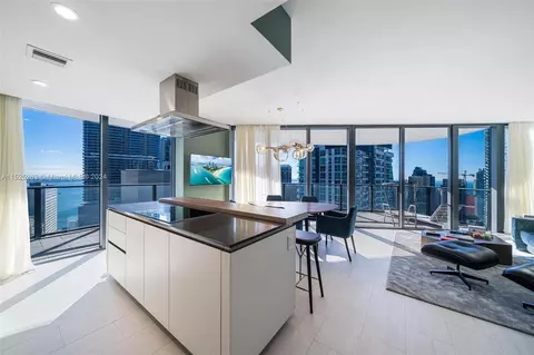 1000 Brickell Plz #4101, Miami, FL 33131