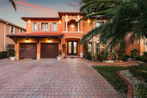 2803 SW 156th Ave, Miami, FL 33185
