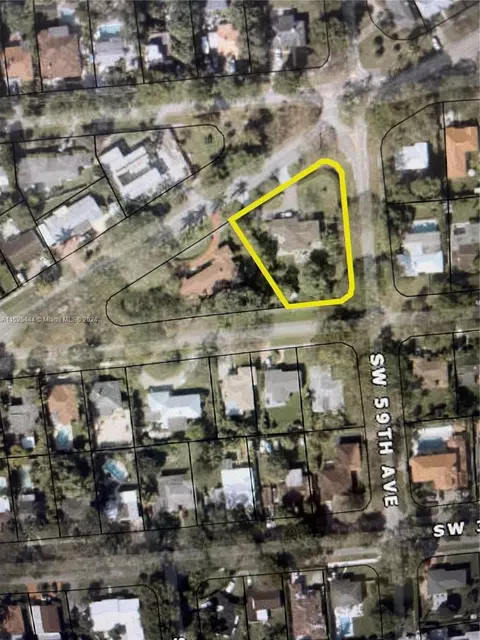 5900 Devonshire Blvd, Miami, FL 33155 photo 1