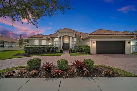 1254 NW 140th Ter, Pembroke Pines, FL 33028