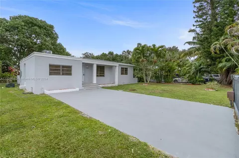 14815 NW 12th Ave, Miami, FL 33168