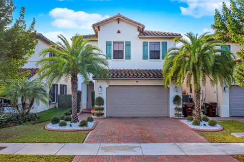 3350 W 97th Ter, Hialeah, FL 33018