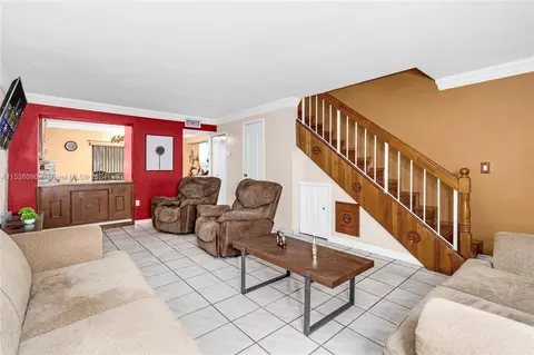 2174 W 60th St #17207, Hialeah, FL 33016