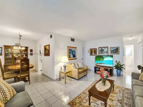 1811 Jefferson St #706, Hollywood, FL 33020