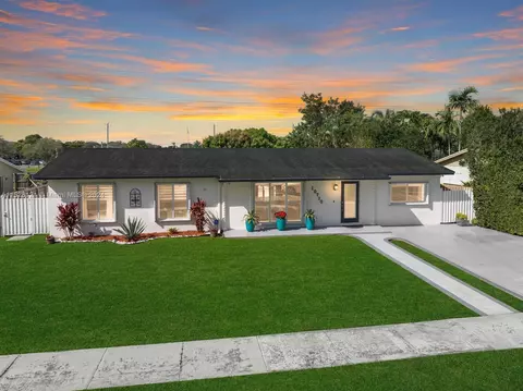 10710 SW 126th Ave, Miami, FL 33186