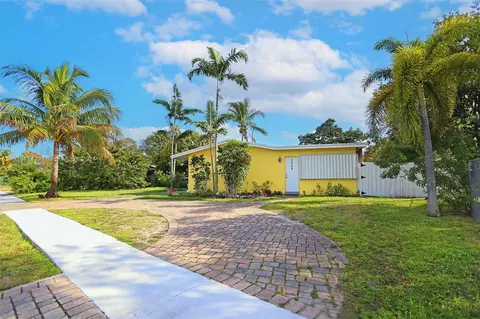 1124 NW 18th Ct, Fort Lauderdale, FL 33311