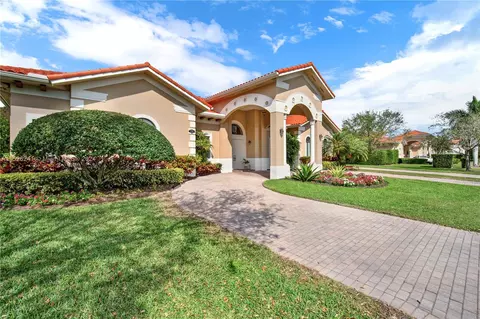 18768 SW 79th Ave, Cutler Bay, FL 33157