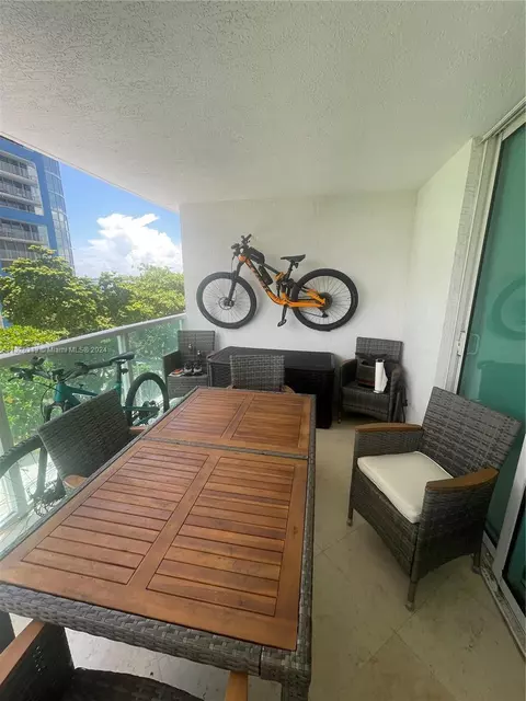 2101 Brickell Ave #303, Miami, FL 33129