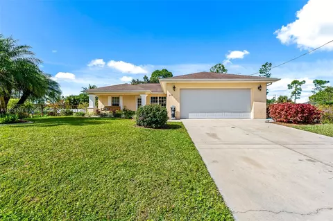 840 S Harbour Ave, Lehigh Acres, FL 33974