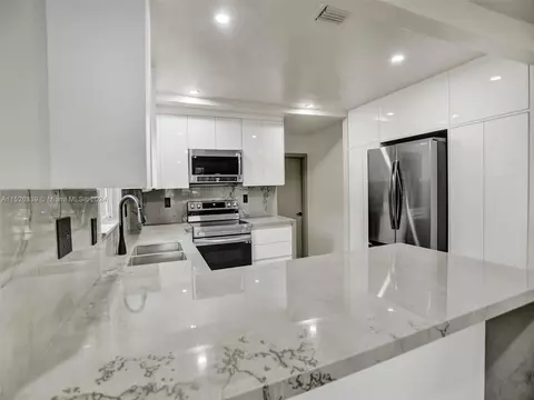 224 SW 3rd Pl, Dania Beach, FL 33004 photo 7