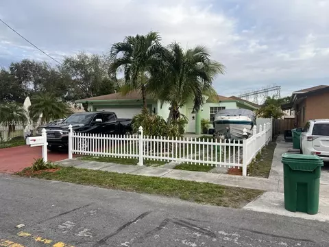 508 NW 3rd Ter, Dania Beach, FL 33004