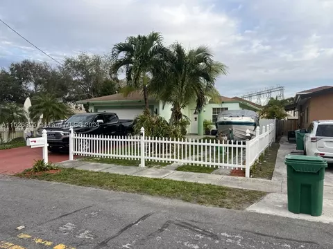 508 NW 3rd Ter, Dania Beach, FL 33004